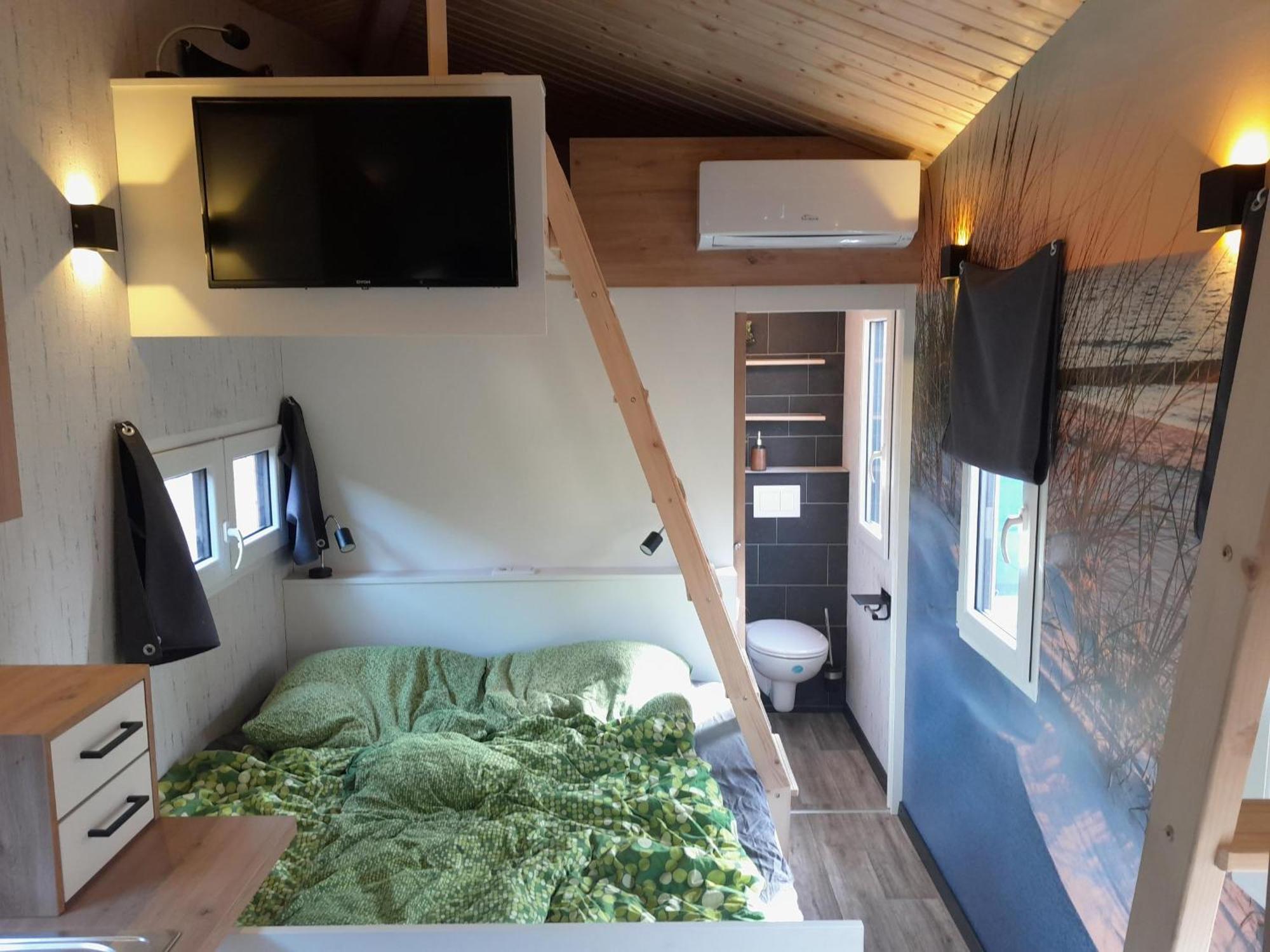 Tiny Haus Blanker Hans Auf Dem Campingplatz Strandgut Cuxhaven Exterior foto